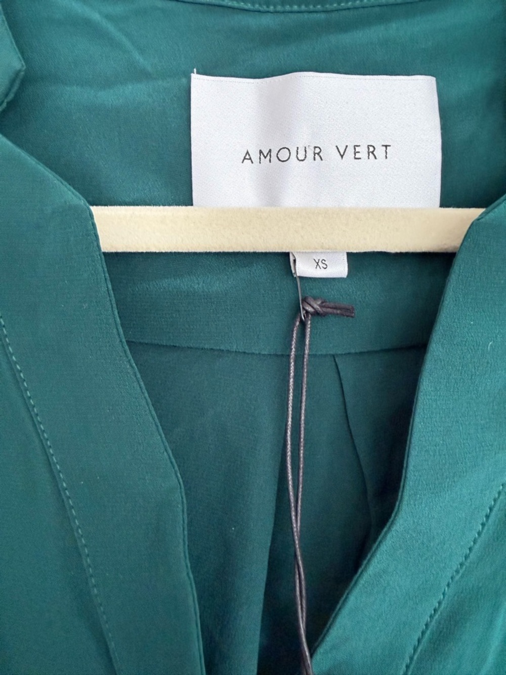 NWT: 100% sustainable silk emerald blouse - Picture 3 of 5